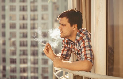 WEG - Rücksichtnahmepflichten rauchender Wohnungseigentümer