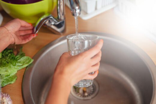 Mietminderung wegen zu niedrigem Wasserdrucks in Küche