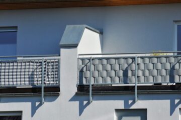 WEG – Beseitigung eines Sichtschutzelementes zwischen 2 Balkonabschnitten